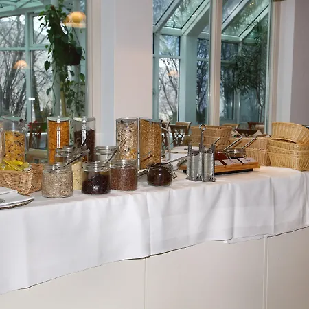 Hotel Albhotel Fortuna 4*